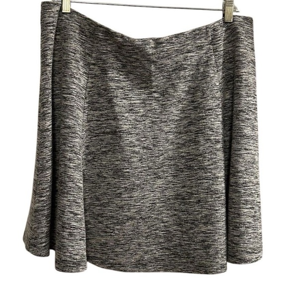 Torrid Women's 2X Gray Flare Knit Short Skirt Casual Plus Size - Picture 1 of 5